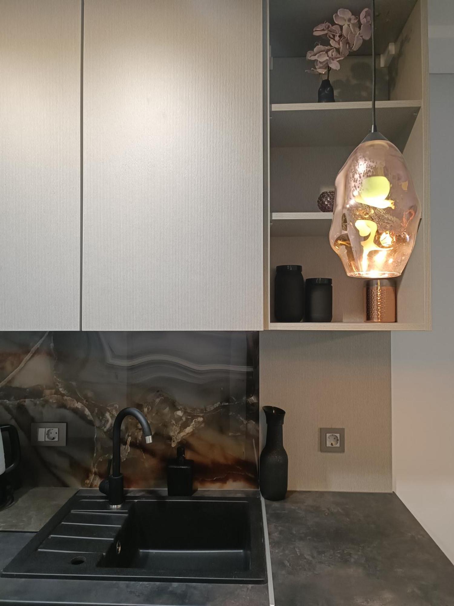 Studio Apartment Purple Sunset - 2+1 บาชกาโวดา ภายนอก รูปภาพ