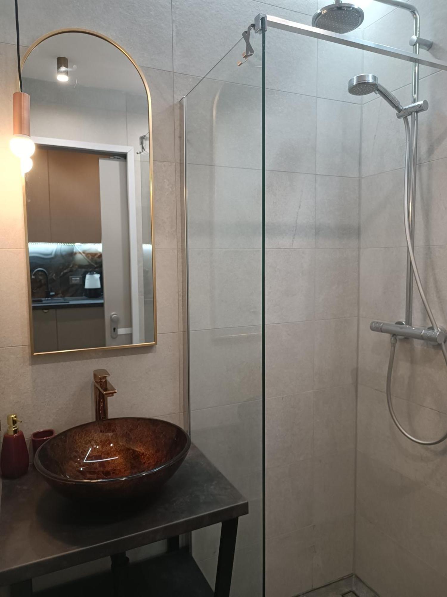 Studio Apartment Purple Sunset - 2+1 บาชกาโวดา ภายนอก รูปภาพ